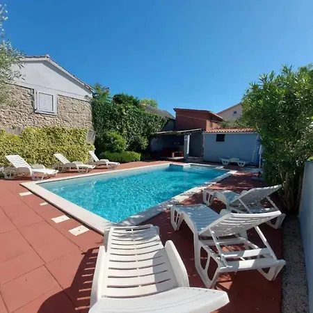 4-schlafzimmer-wohnung Mit Privatem Pool By Interhome * بريفلاكا