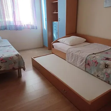 4-schlafzimmer-wohnung Mit Privatem Pool By Interhome Privlaka (Zadar)