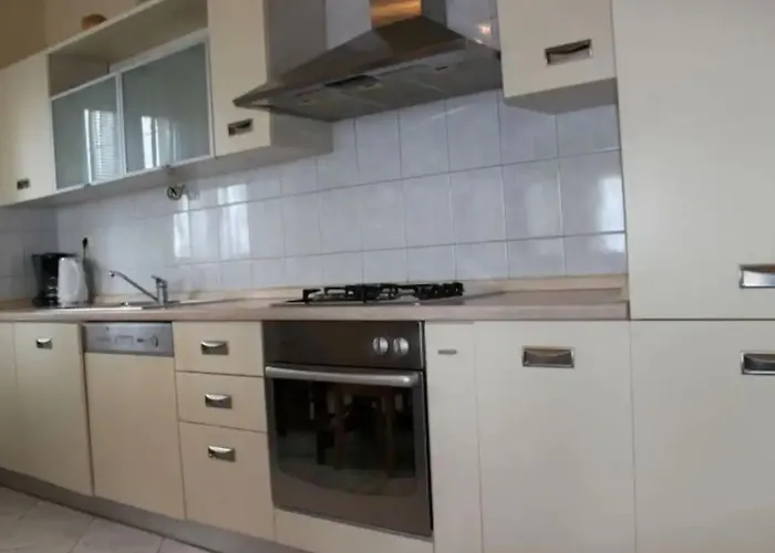 Appartement 4-schlafzimmer-wohnung Mit Privatem Pool By Interhome *